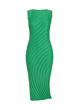 NUANCE PLEATS SOLID Dress Winter Green