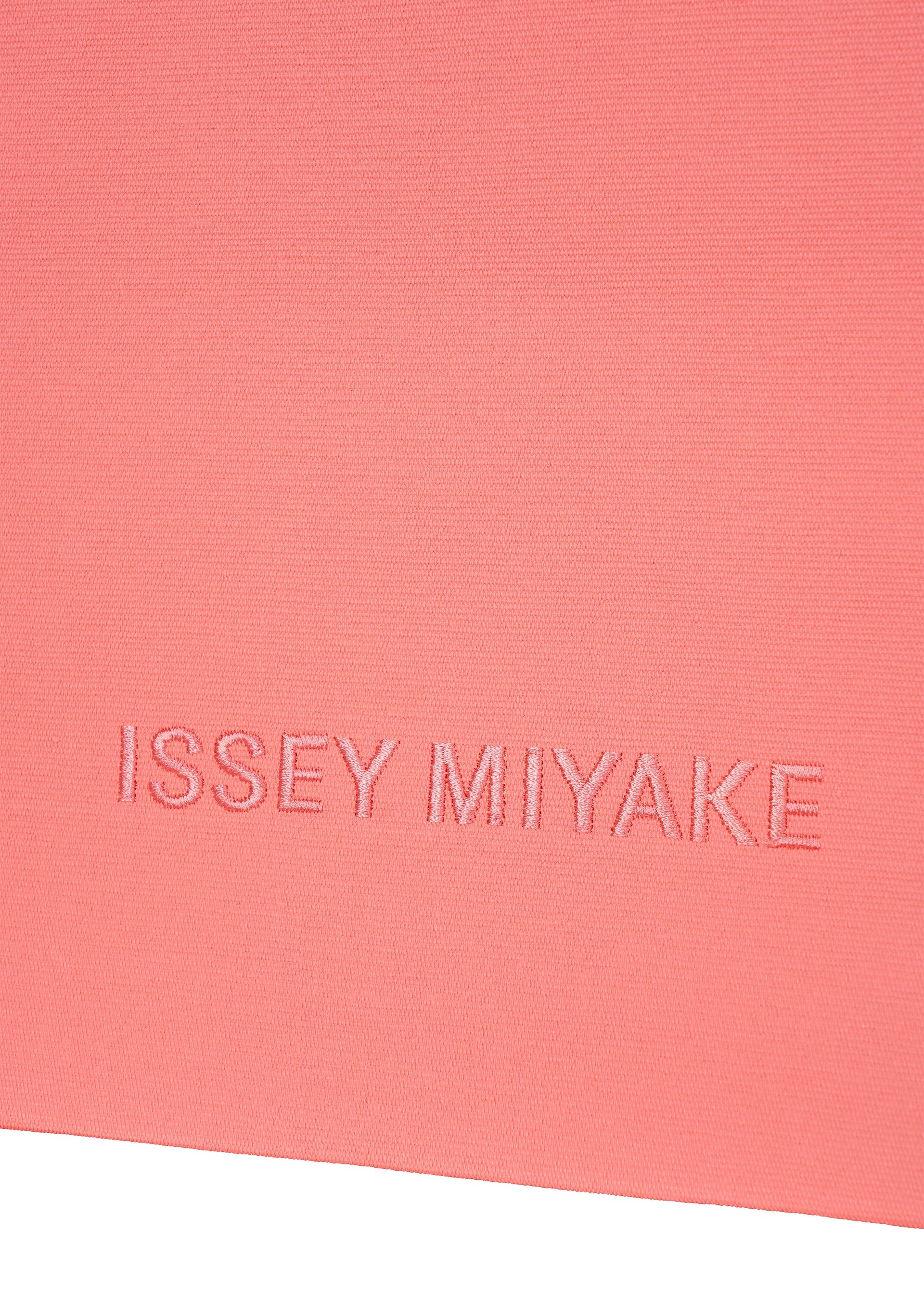 A detail shot of the ISSEY MIYAKE THIS IS A PAPER BAG bag.