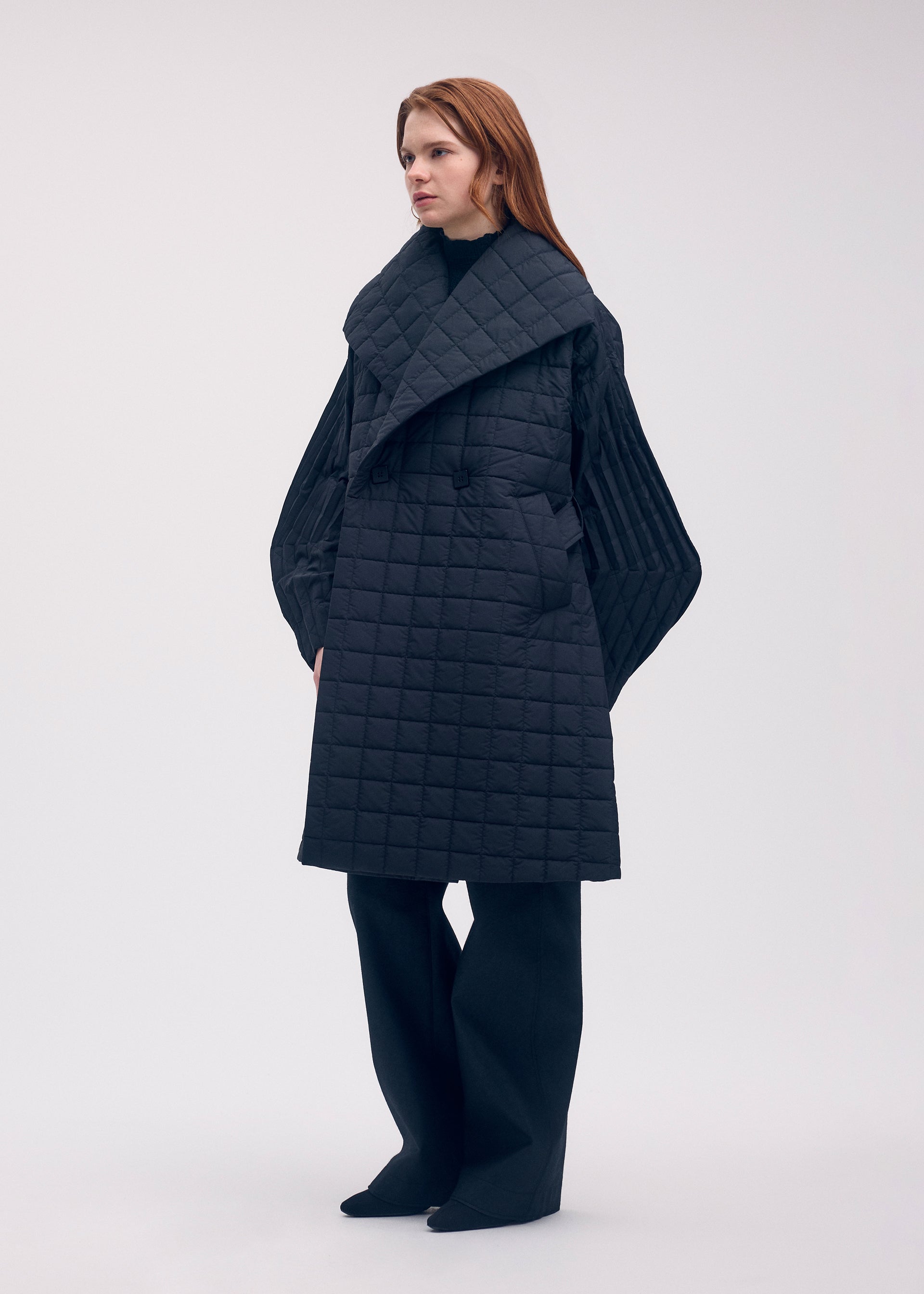 PLEATED GRID Coat Black – ISSEY MIYAKE EU