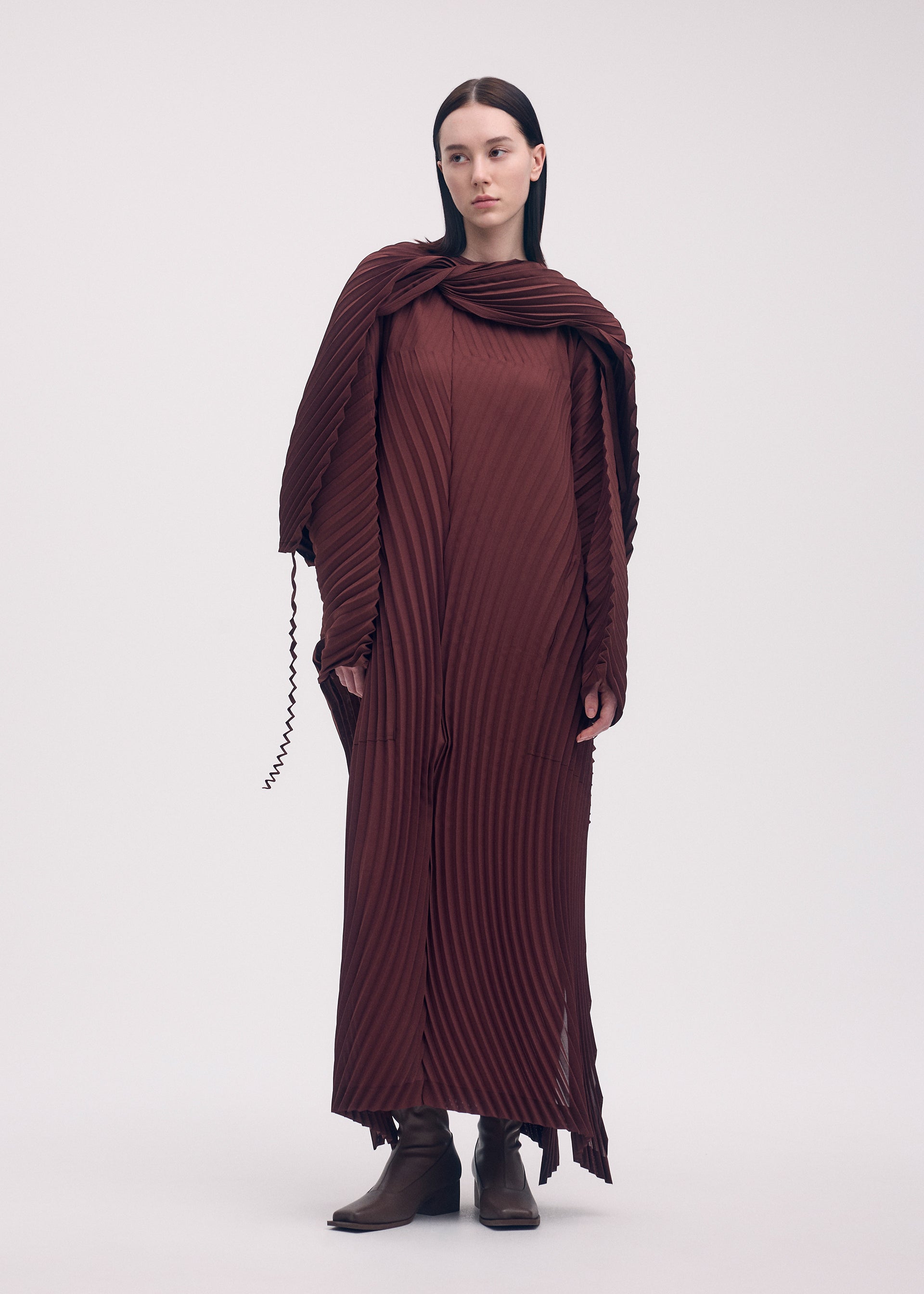 WAVE PLEATS Vest Red