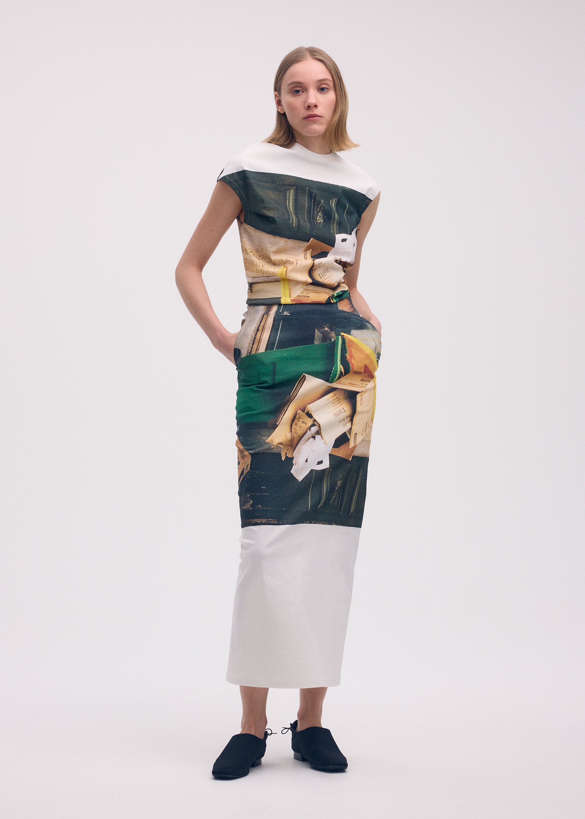 A model wears the Issey Miyake STREET VIEW skirt.