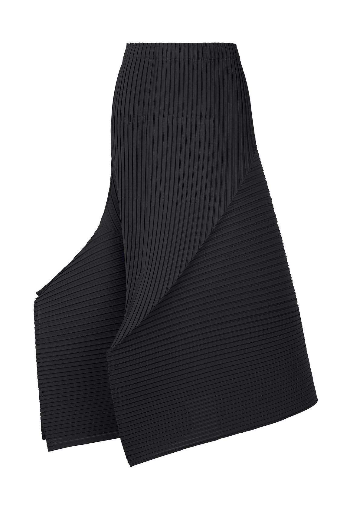 A product shot of the ISSEY MIYAKE FOLD PLEATS skirt in black (15).
