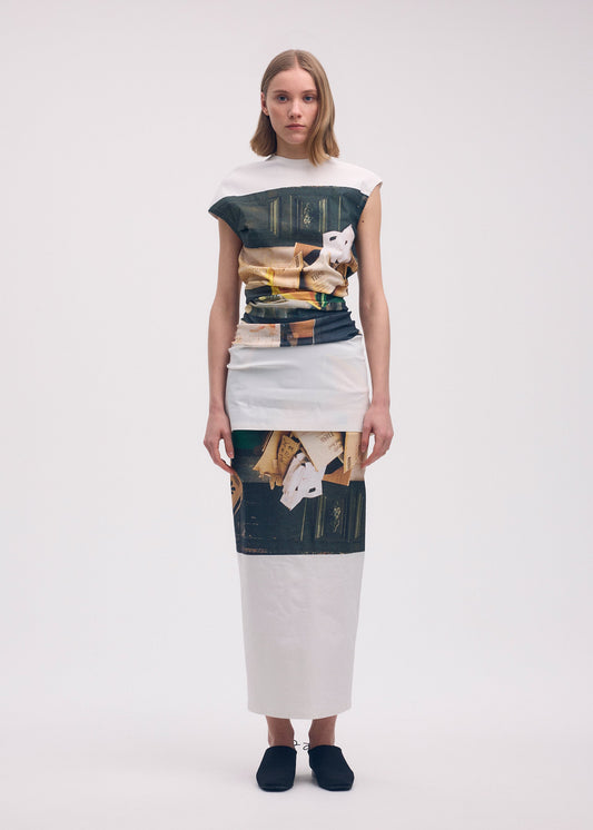 A model wears the Issey Miyake STREET VIEW dress.