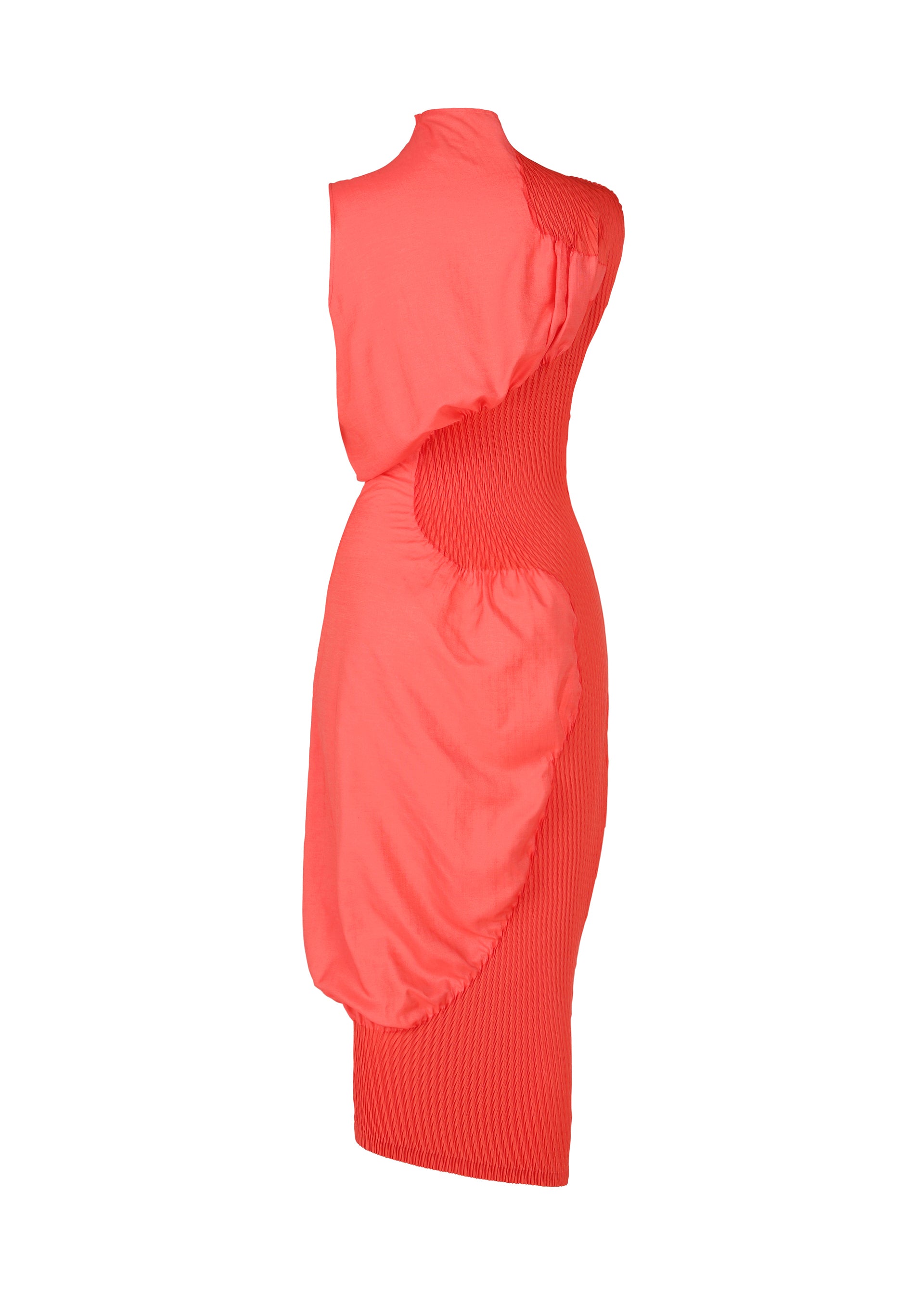 Robe en tricot à plis contour rouge