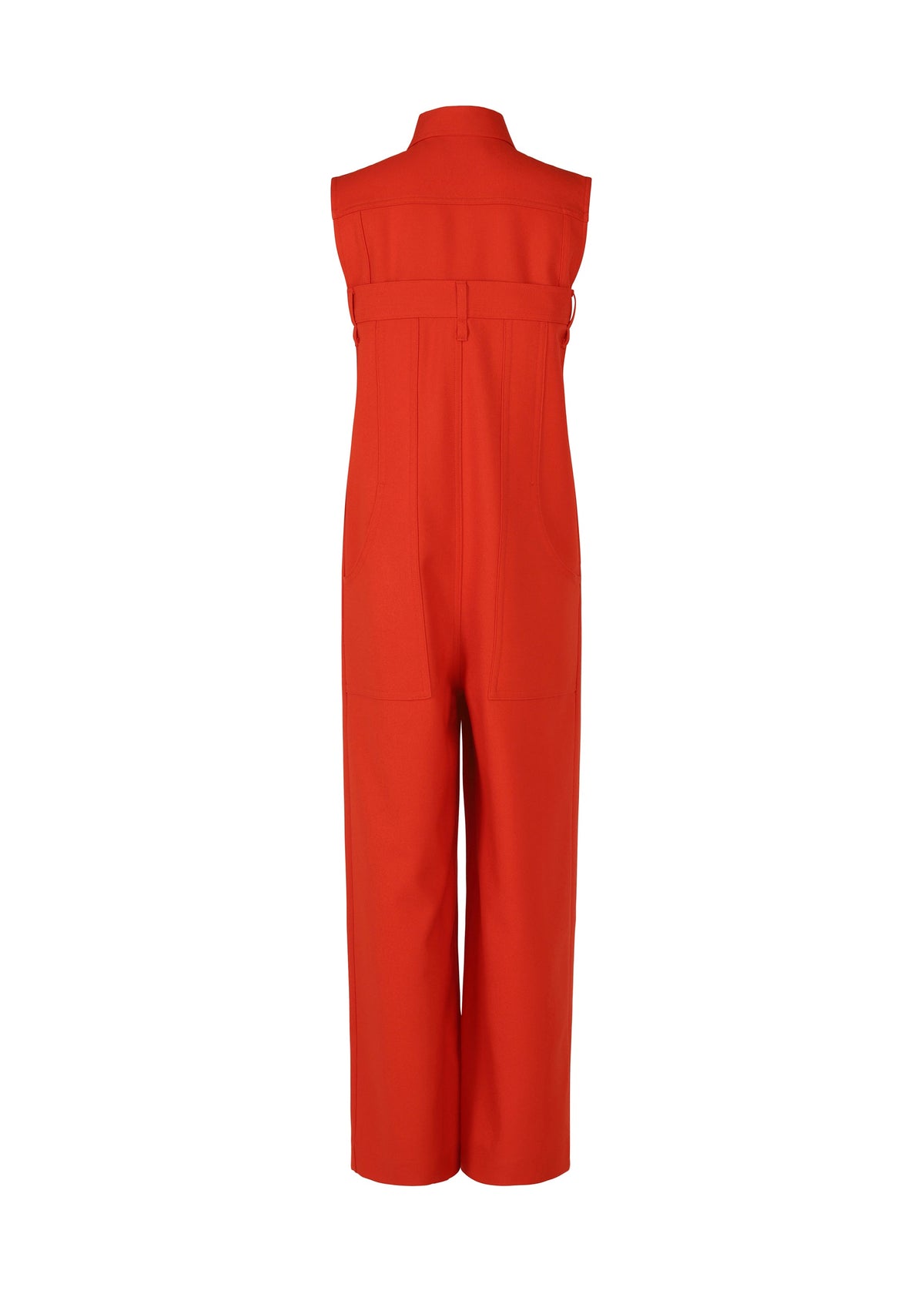 A detail shot of the Issey Miyake DISPOCKET Pants jumpsuit.