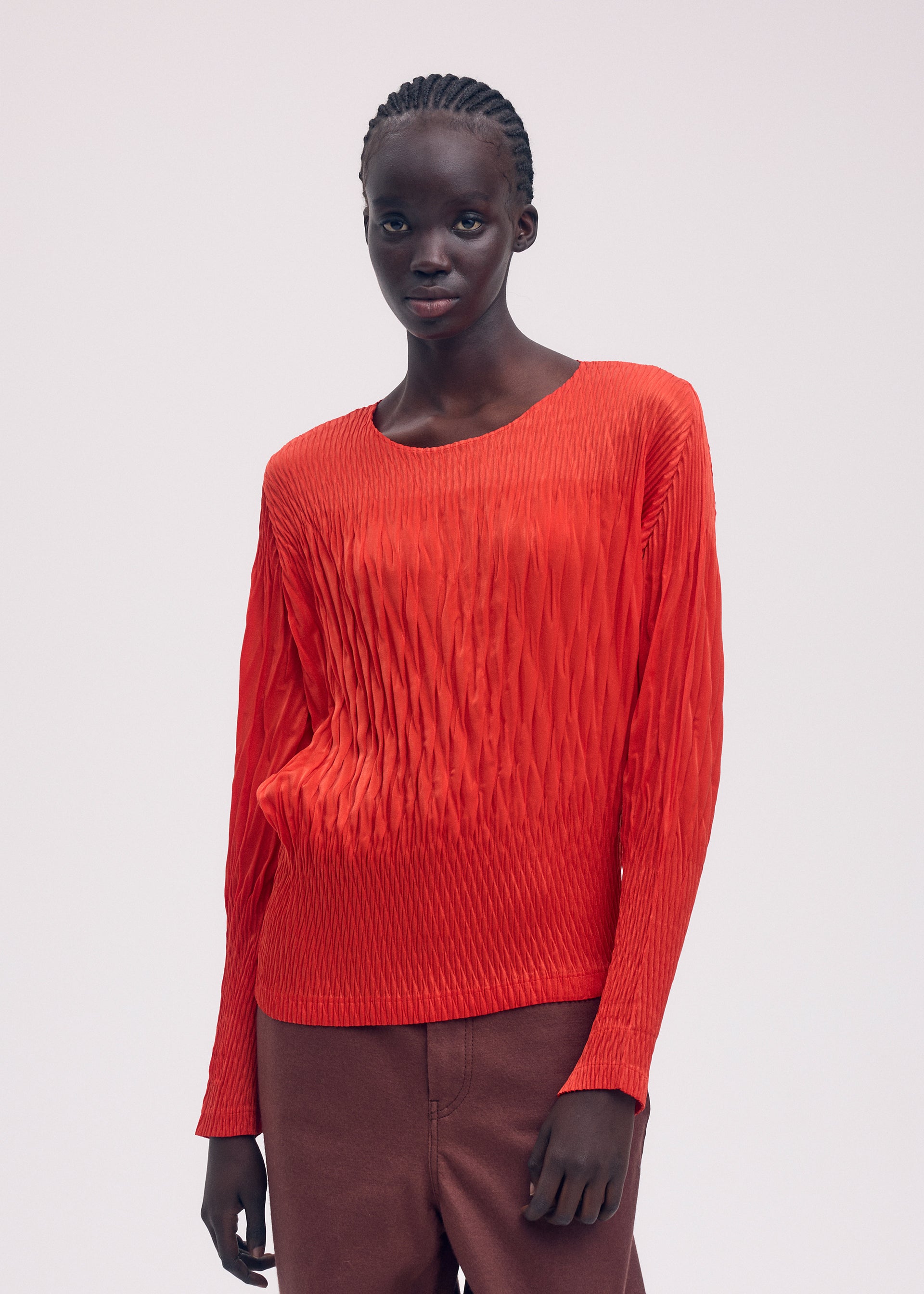 SUEDE LIKE PUFF PLEATS Top Black