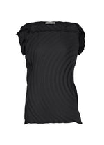 A product shot of the ISSEY MIYAKE PAPER BAG PLEATS shirt in black (15).