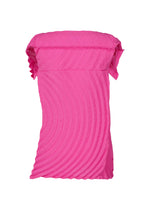 A detail shot of the ISSEY MIYAKE PAPER BAG PLEATS shirt.