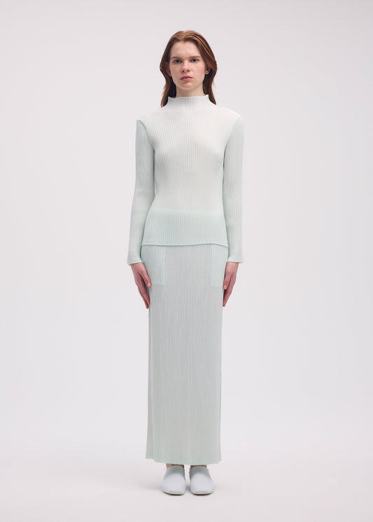 HATCHING PLEATS Top Black