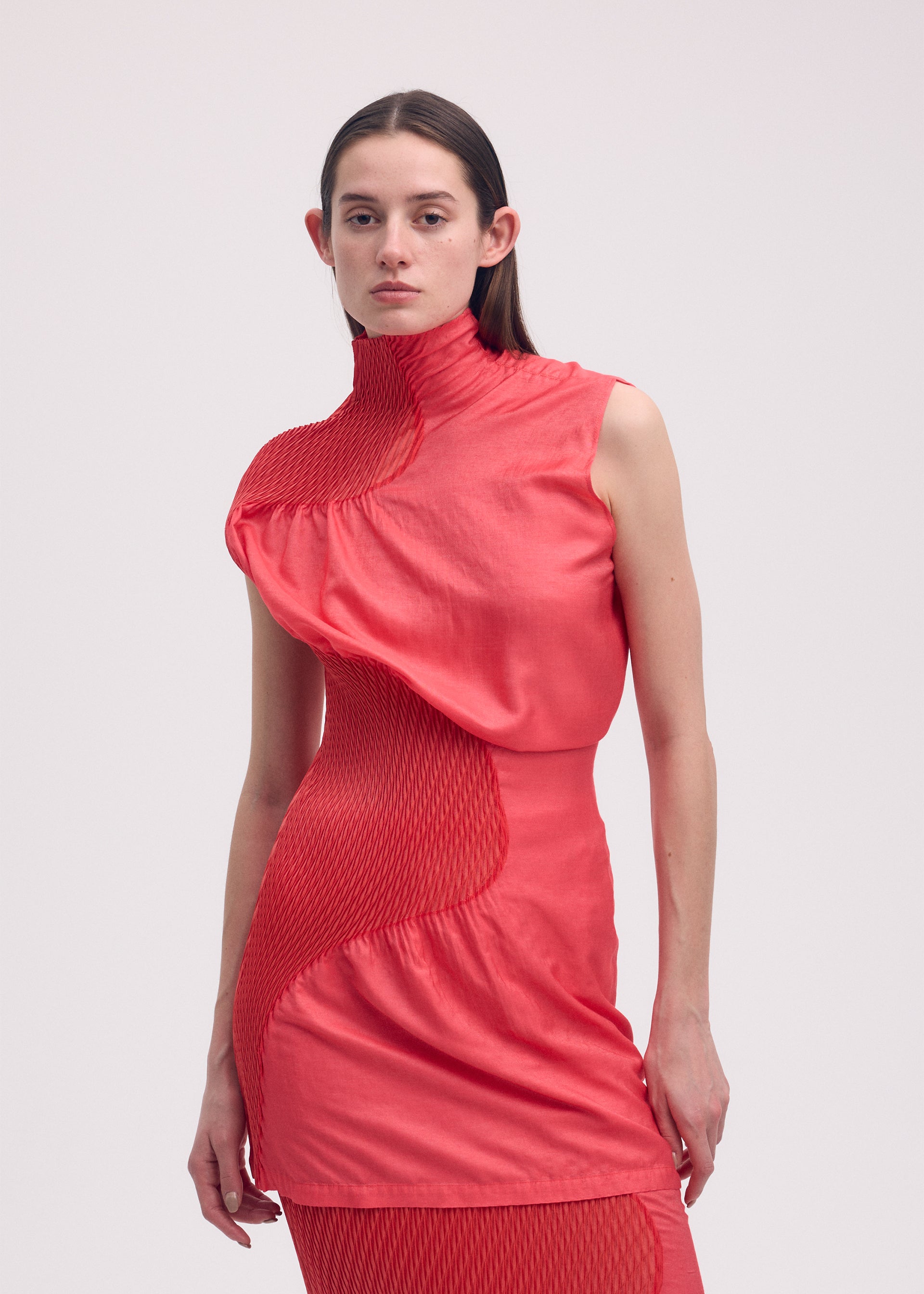 KNIT CONTOUR PLEATS Dress Red – ISSEY MIYAKE EU