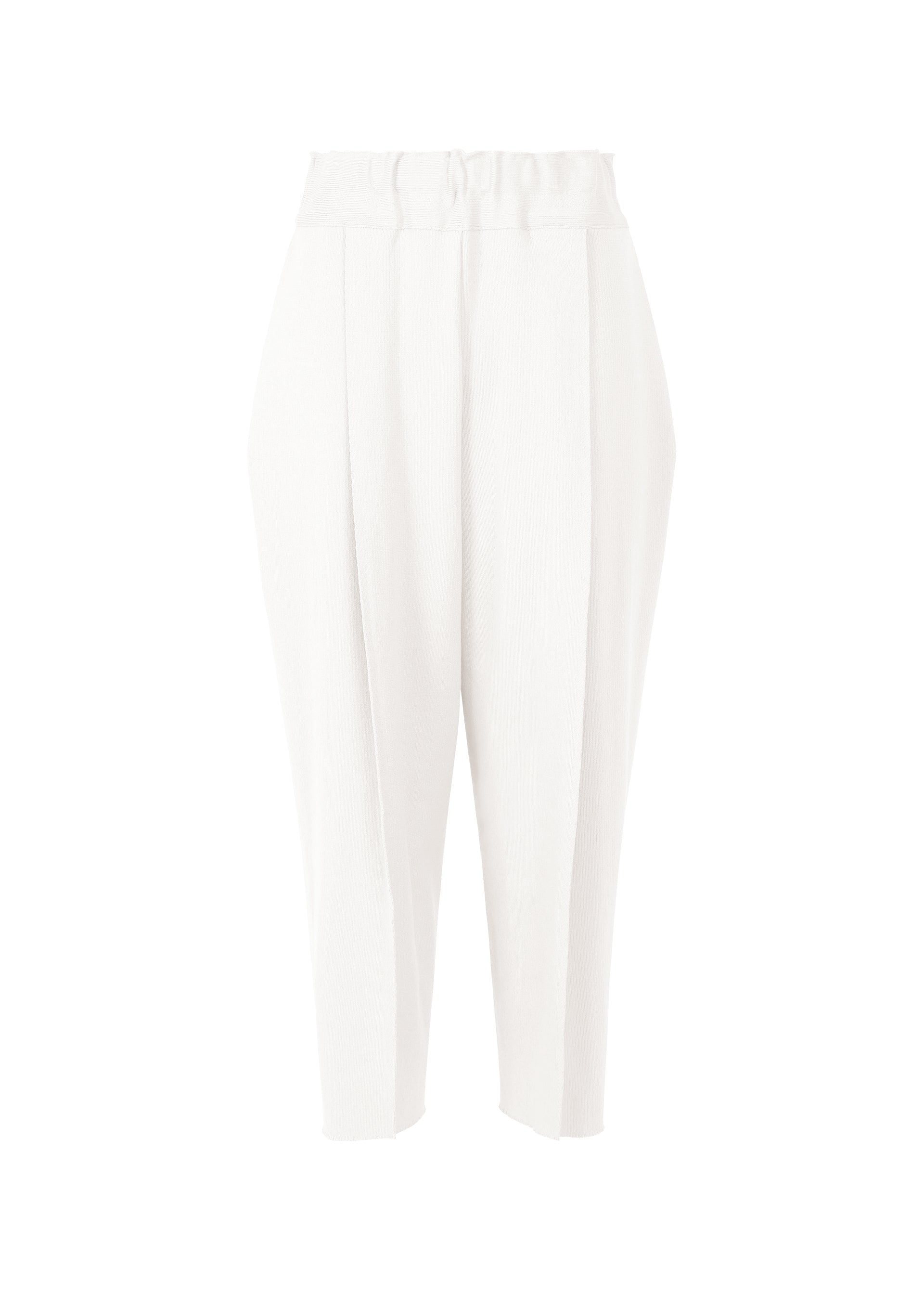 A product shot of the ISSEY MIYAKE CAMPAGNE trousers in white (01).