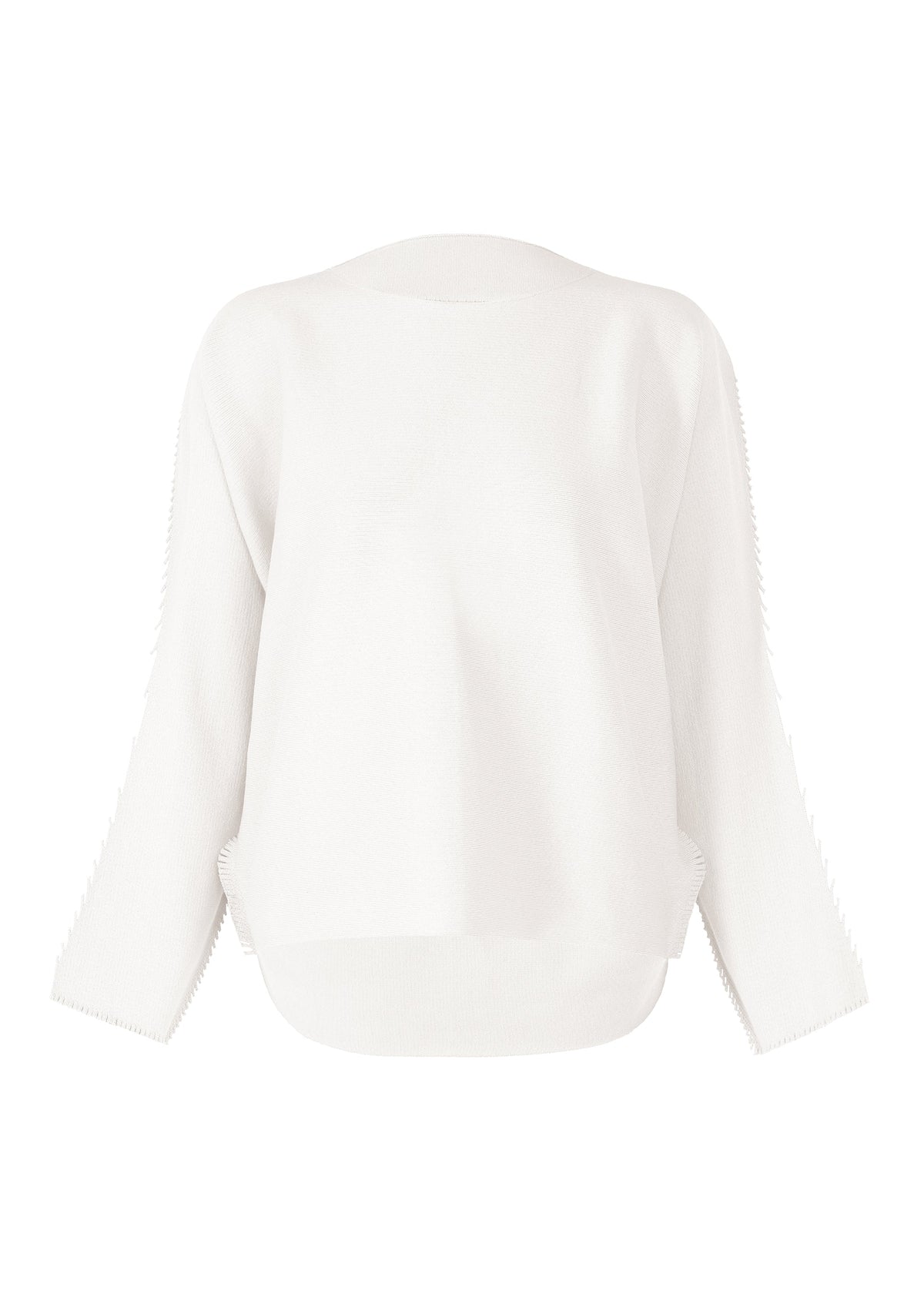 A product shot of the ISSEY MIYAKE CAMPAGNE top in white (01).
