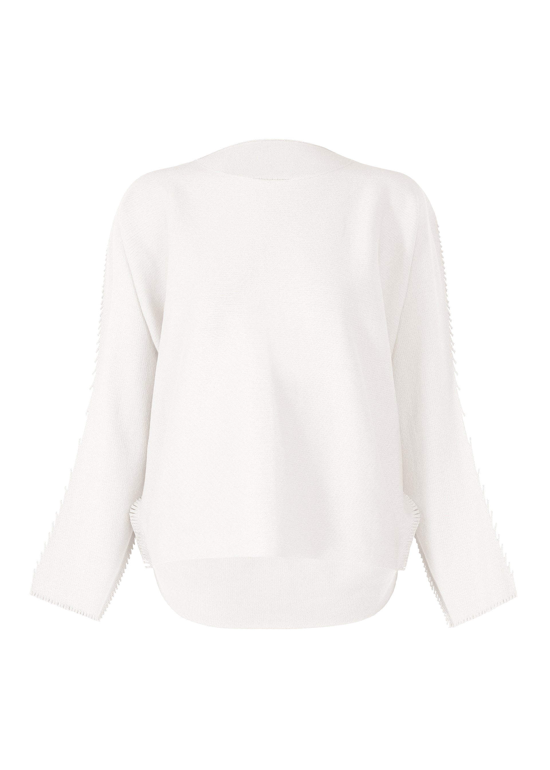 A product shot of the ISSEY MIYAKE CAMPAGNE top in white (01).