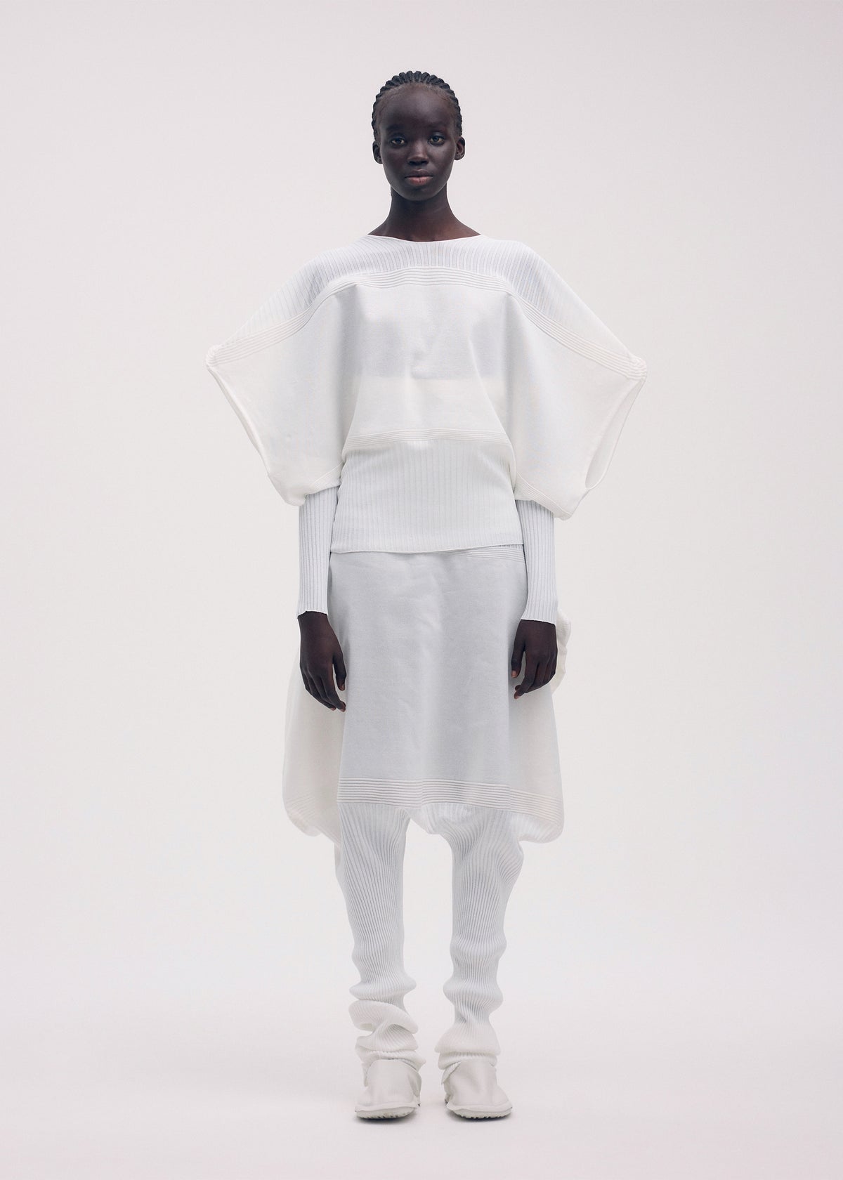 THIN AND THICK KNIT Top White