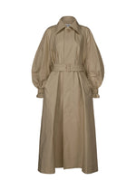 A product shot of the ISSEY MIYAKE AKIMBO prêt à porter in .