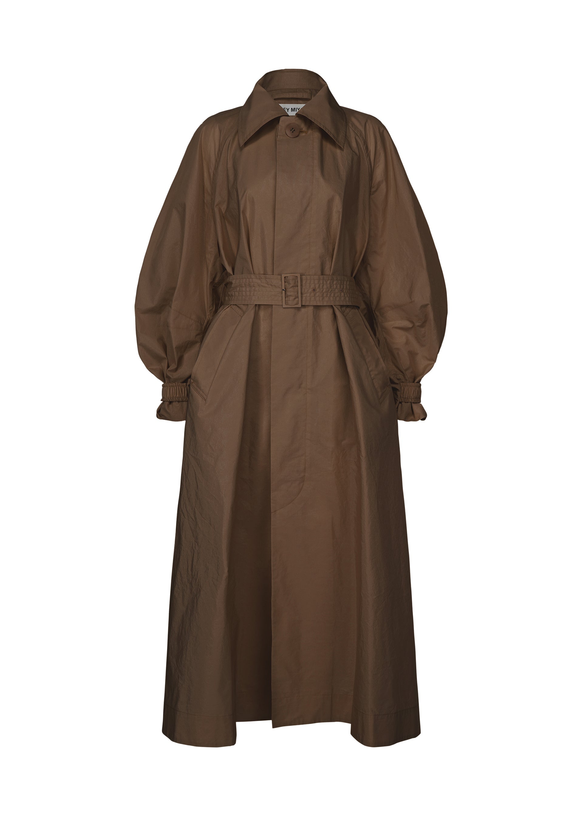 A product shot of the ISSEY MIYAKE AKIMBO prêt à porter in .