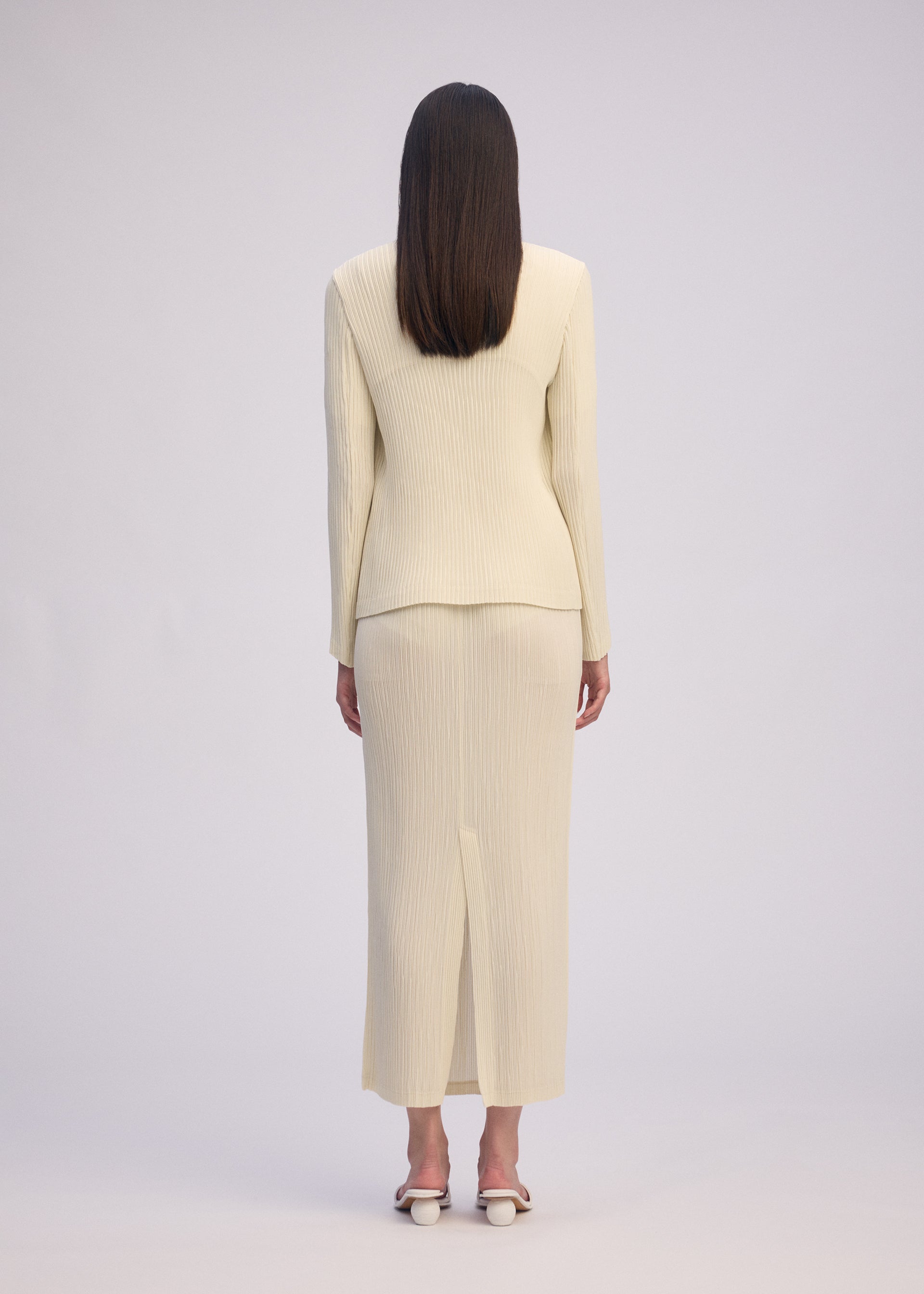 HATCHING PLEATS Jacket Off-White – ISSEY MIYAKE EU