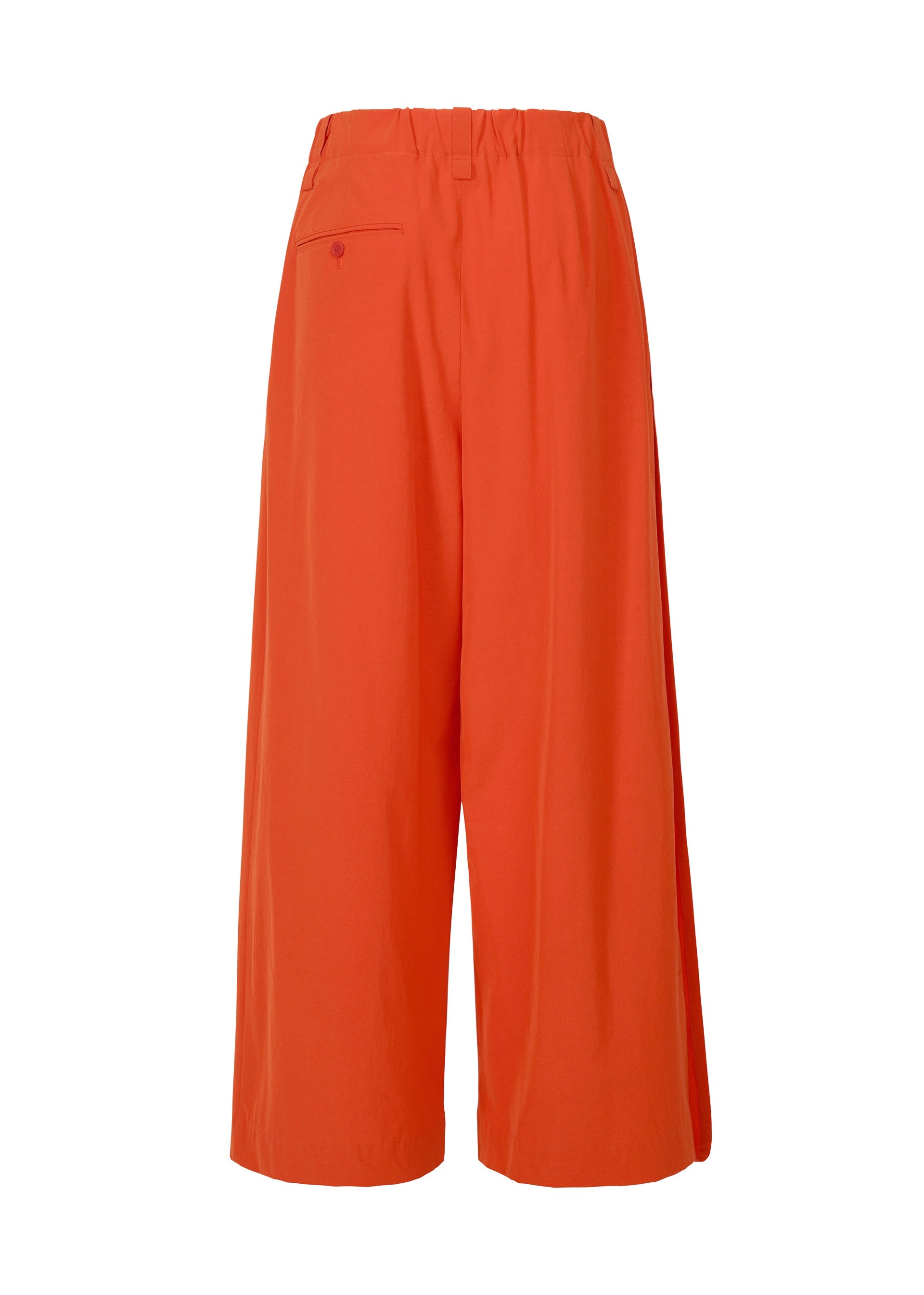 A detail shot of the Issey Miyake LOOPED pants.