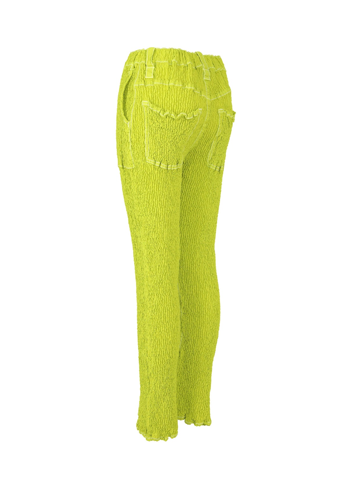 A detail shot of the ISSEY MIYAKE WAVELET ENSEMBLE pants.