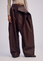 A model wears the ISSEY MIYAKE PRONOUNCED BODY prêt à porter.