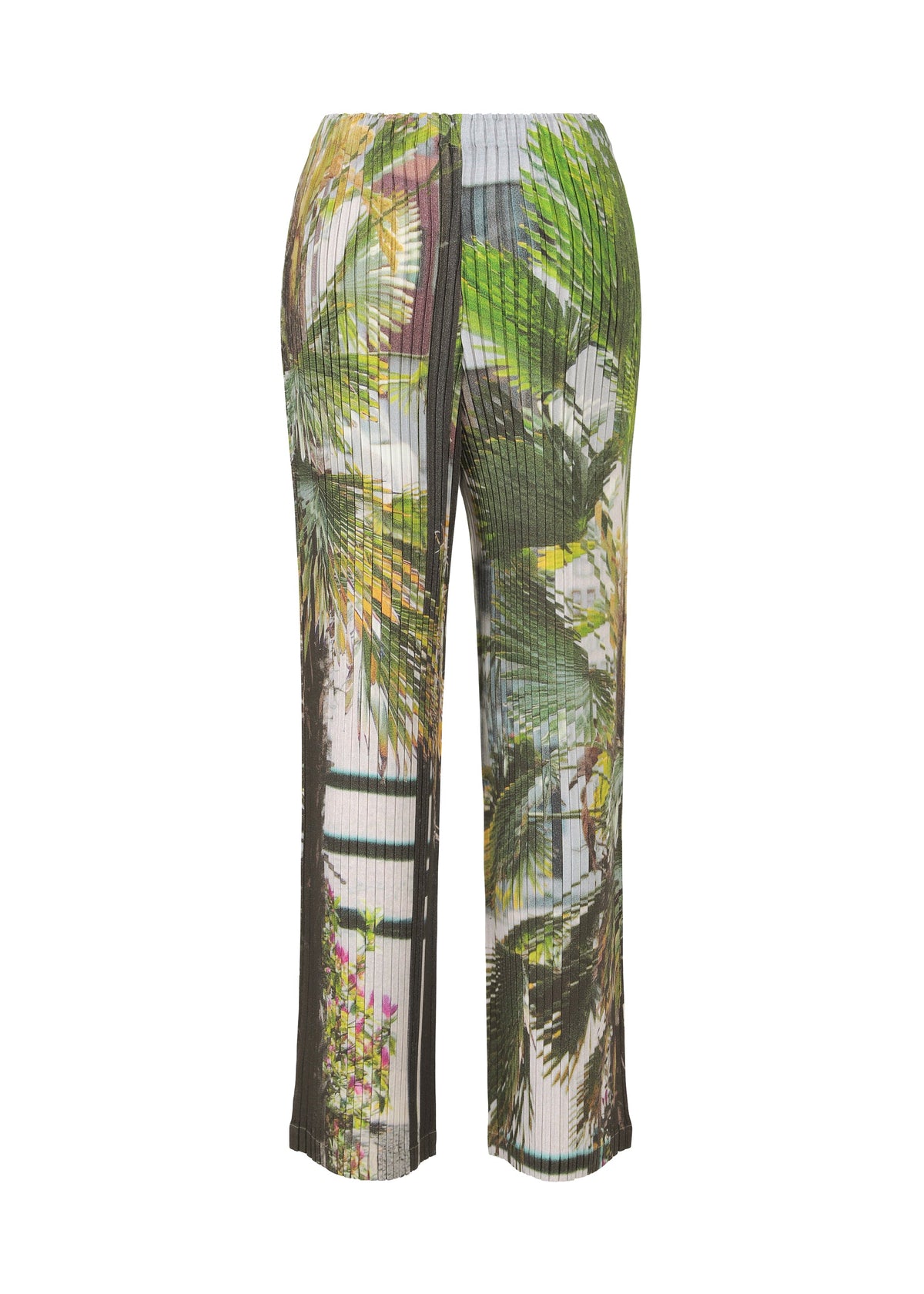 A detail shot of the Issey Miyake URBAN JUNGLE PLEATS pants.