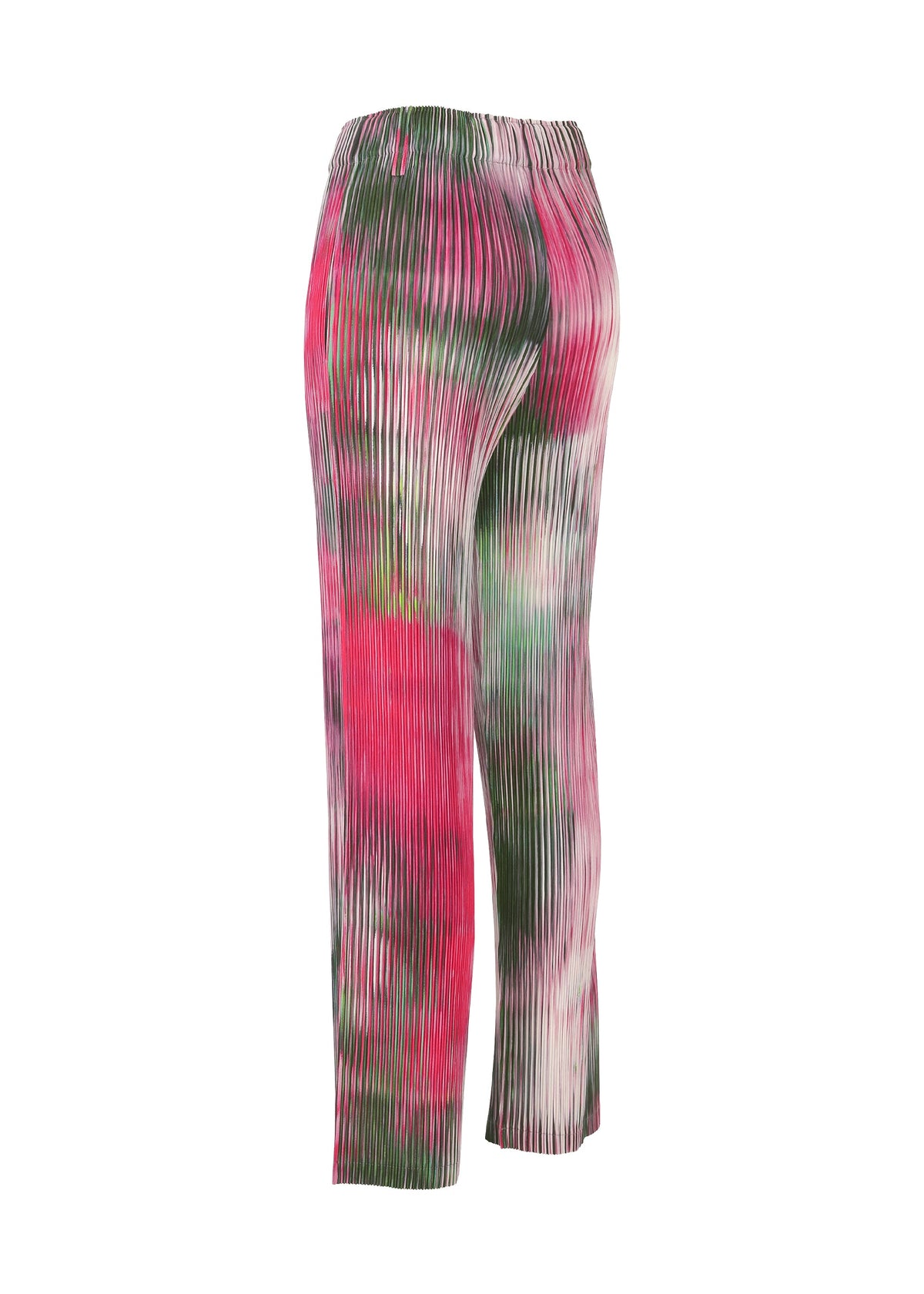 A detail shot of the ISSEY MIYAKE OBSCURE PLEATS prêt à porter.