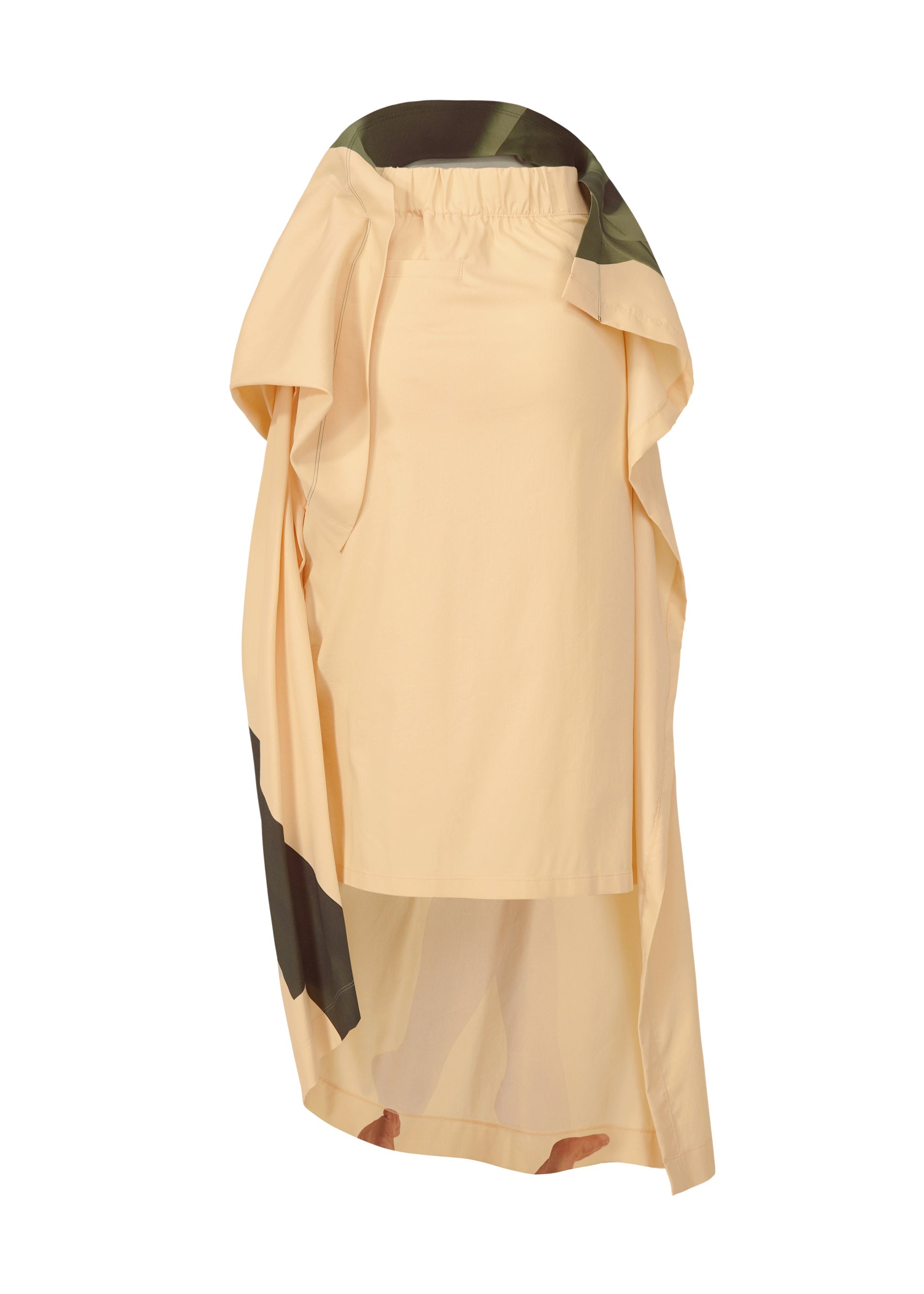 A detail shot of the ISSEY MIYAKE BODY AT PLAY prêt à porter.