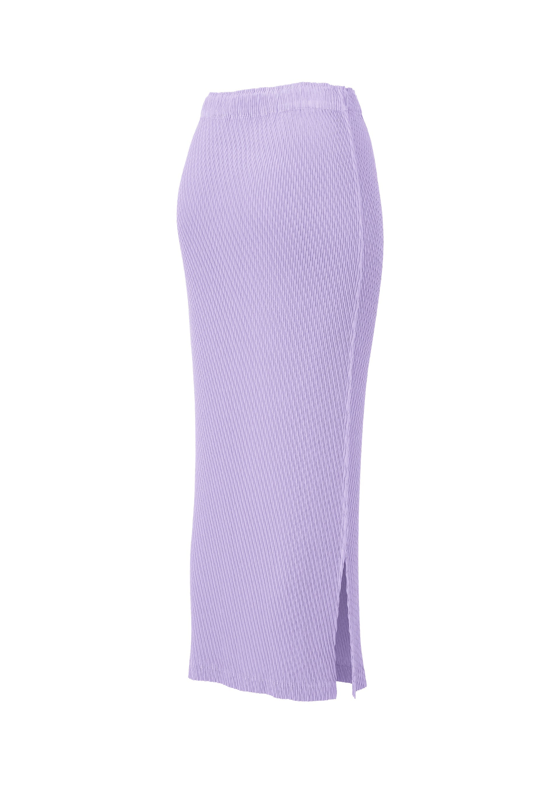 A detail shot of the Issey Miyake RHOMBUS PLEATS prêt à porter.