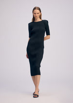 BOX SHOULDER PLEATS