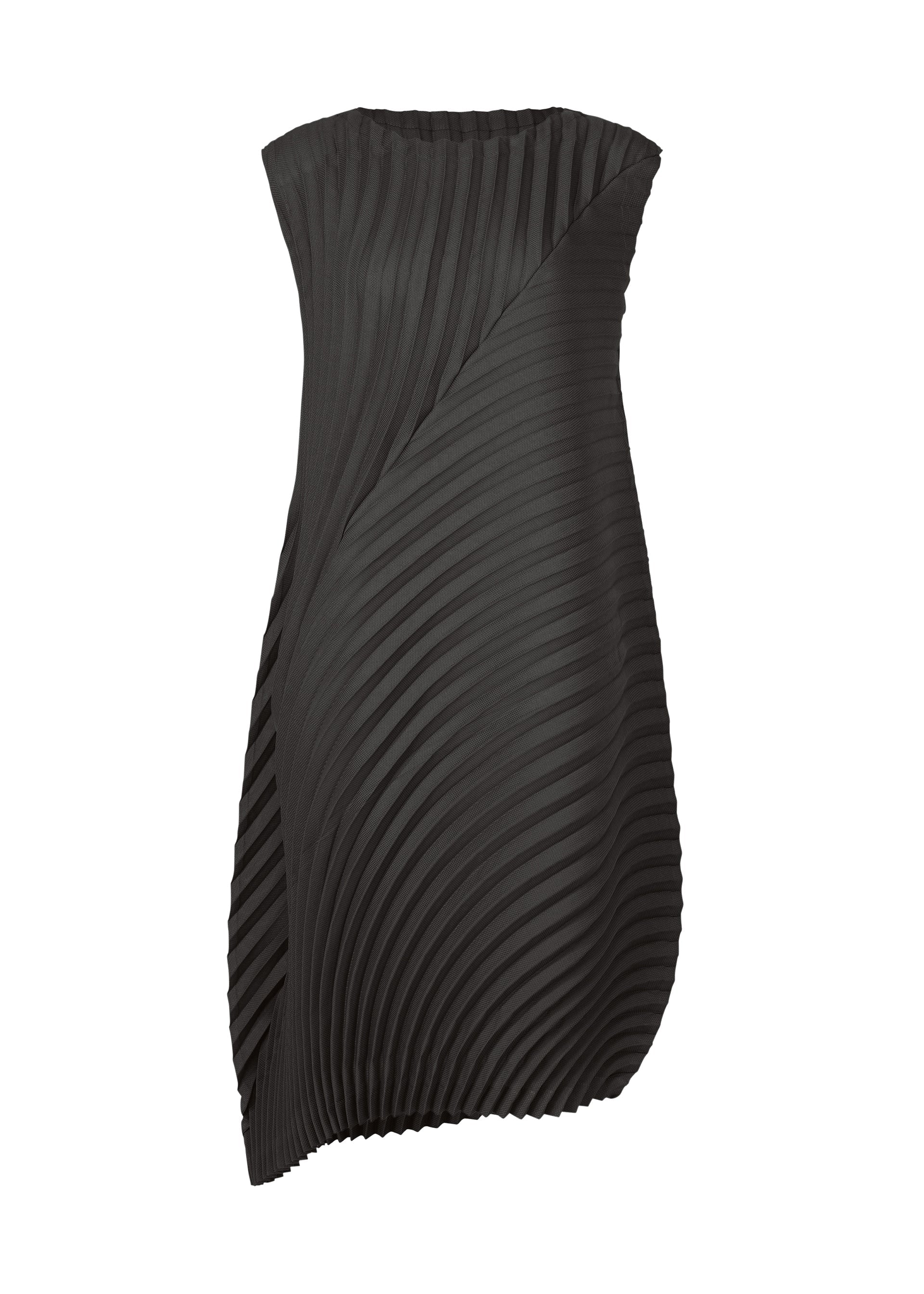 A product shot of the ISSEY MIYAKE CIRCLE PLEATS PB prêt à porter in black (15).