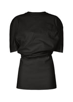 A product shot of the Issey Miyake GENERIC WEAR prêt à porter in .