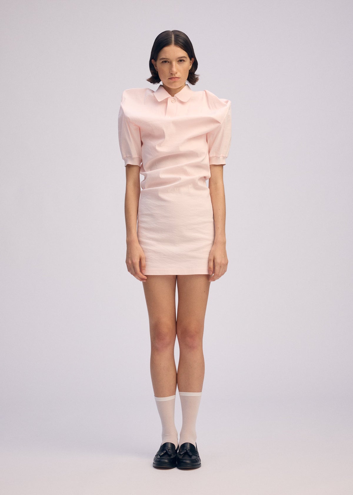 A model wears the Issey Miyake GENERIC WEAR prêt à porter.