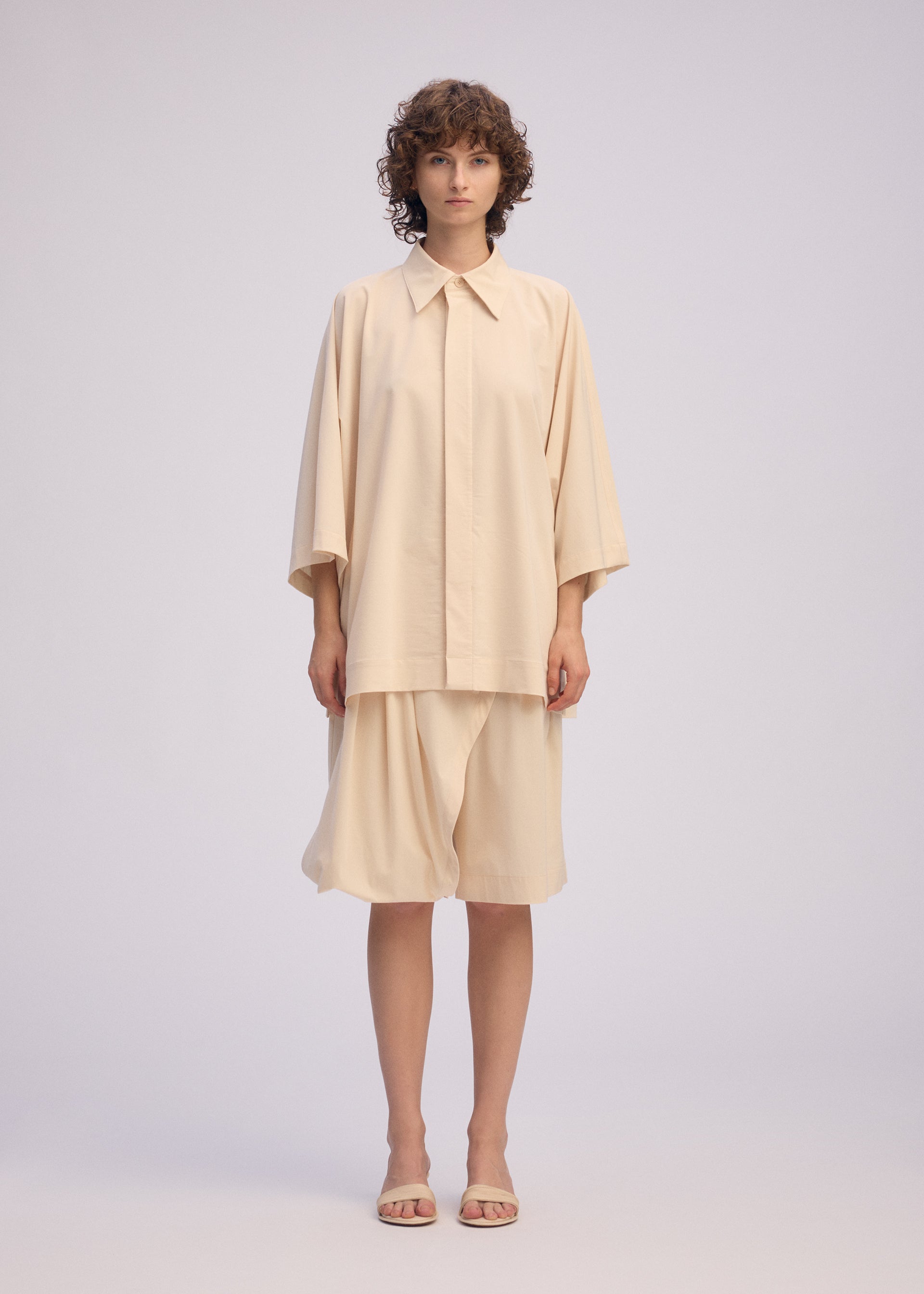 LOOPED Top Black – ISSEY MIYAKE EU