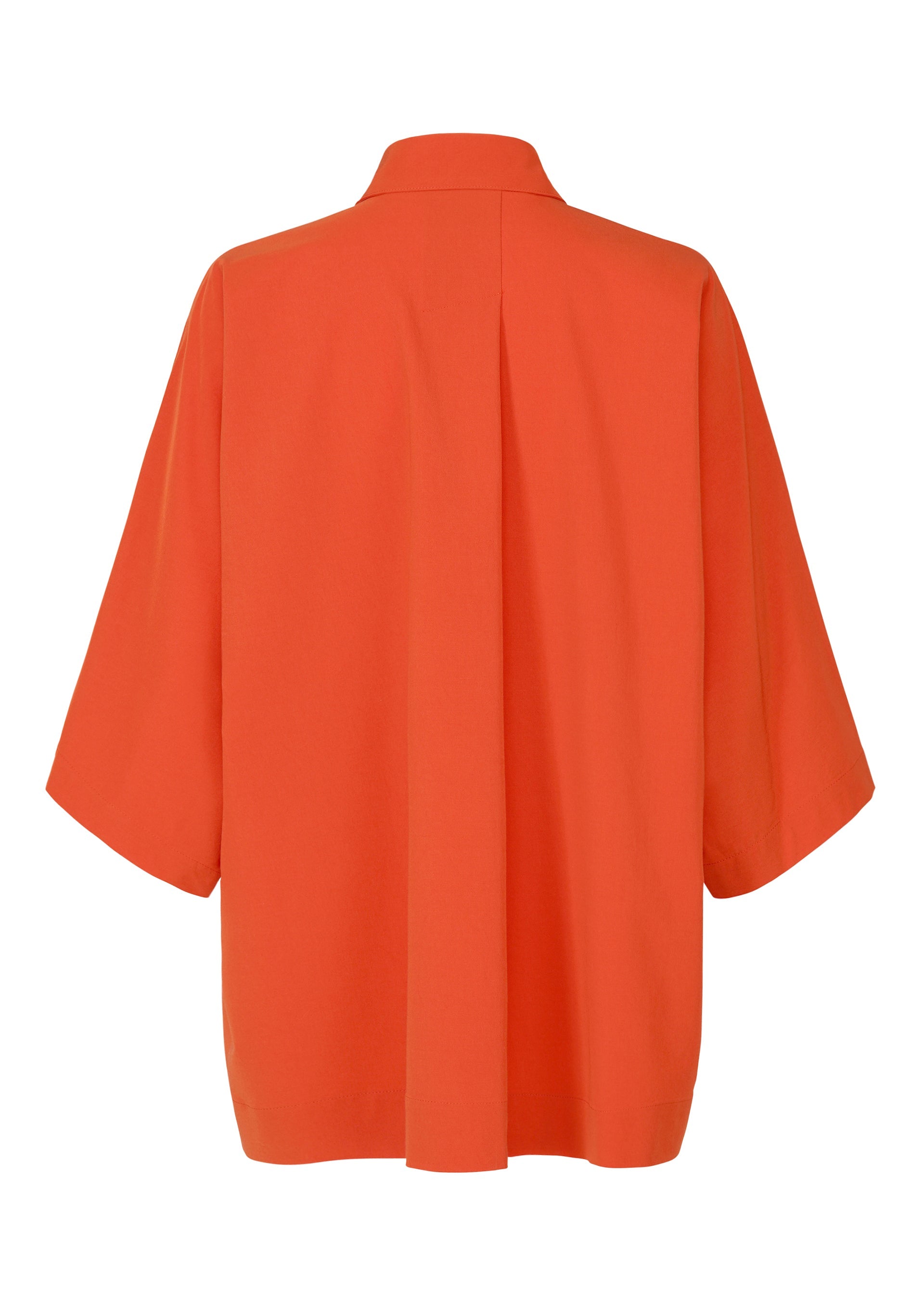 A detail shot of the Issey Miyake LOOPED shirt.