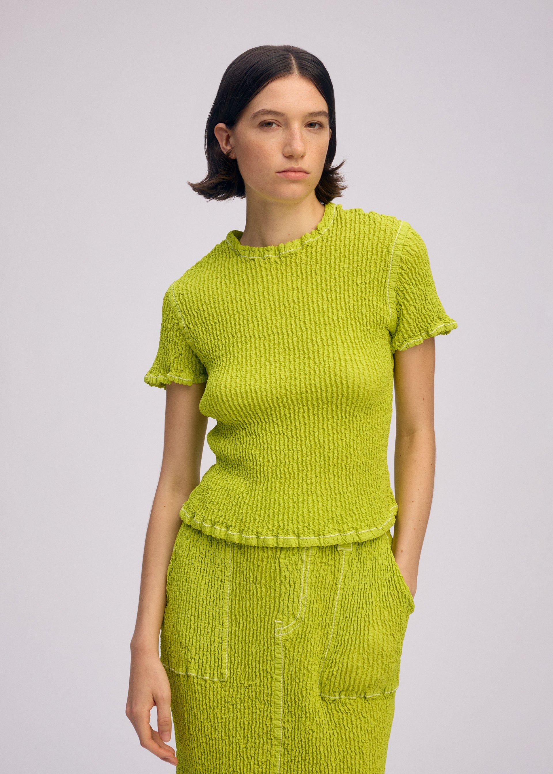 WAVELET ENSEMBLE Top Light Grey – ISSEY MIYAKE EU