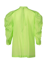 A detail shot of the Issey Miyake R SHIRT SHEER prêt à porter.