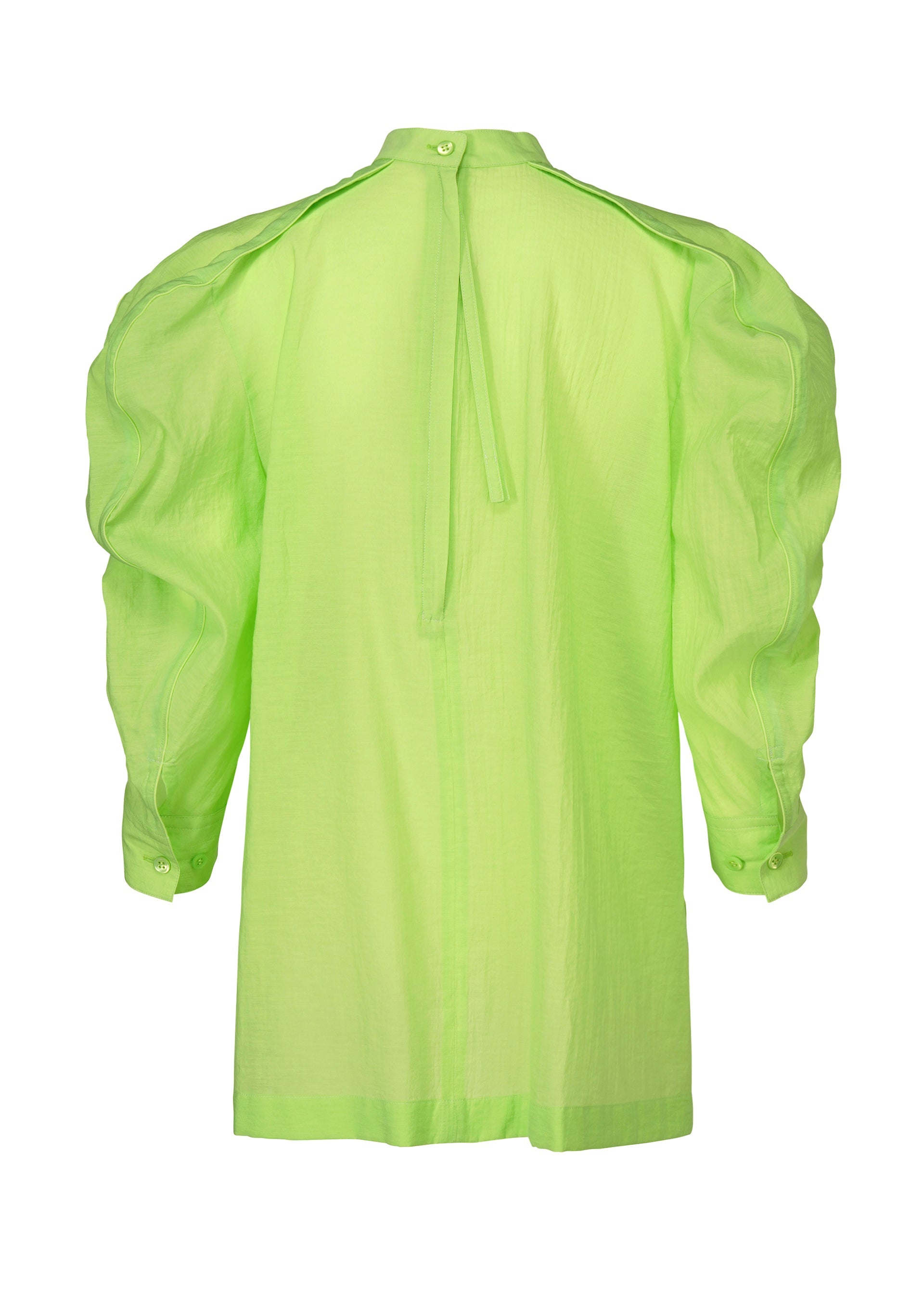 A detail shot of the Issey Miyake R SHIRT SHEER prêt à porter.