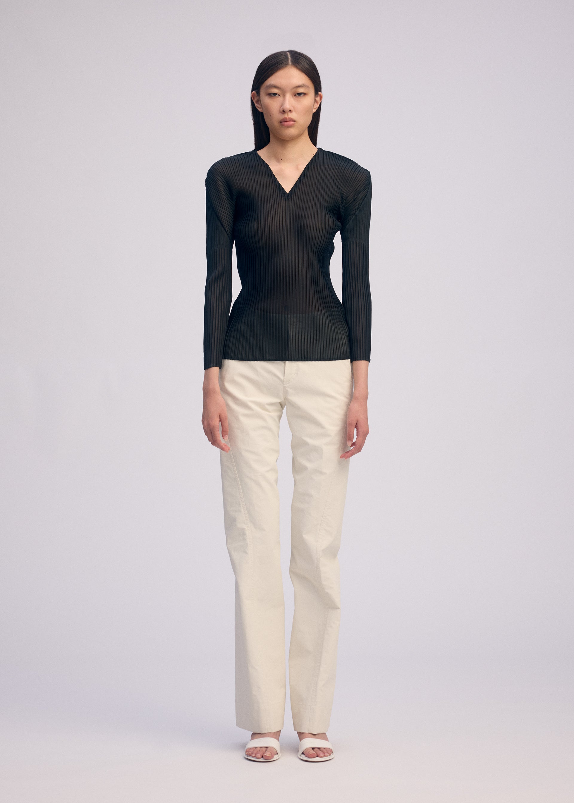 SHEER SCARF PLEATS Top Black – ISSEY MIYAKE EU
