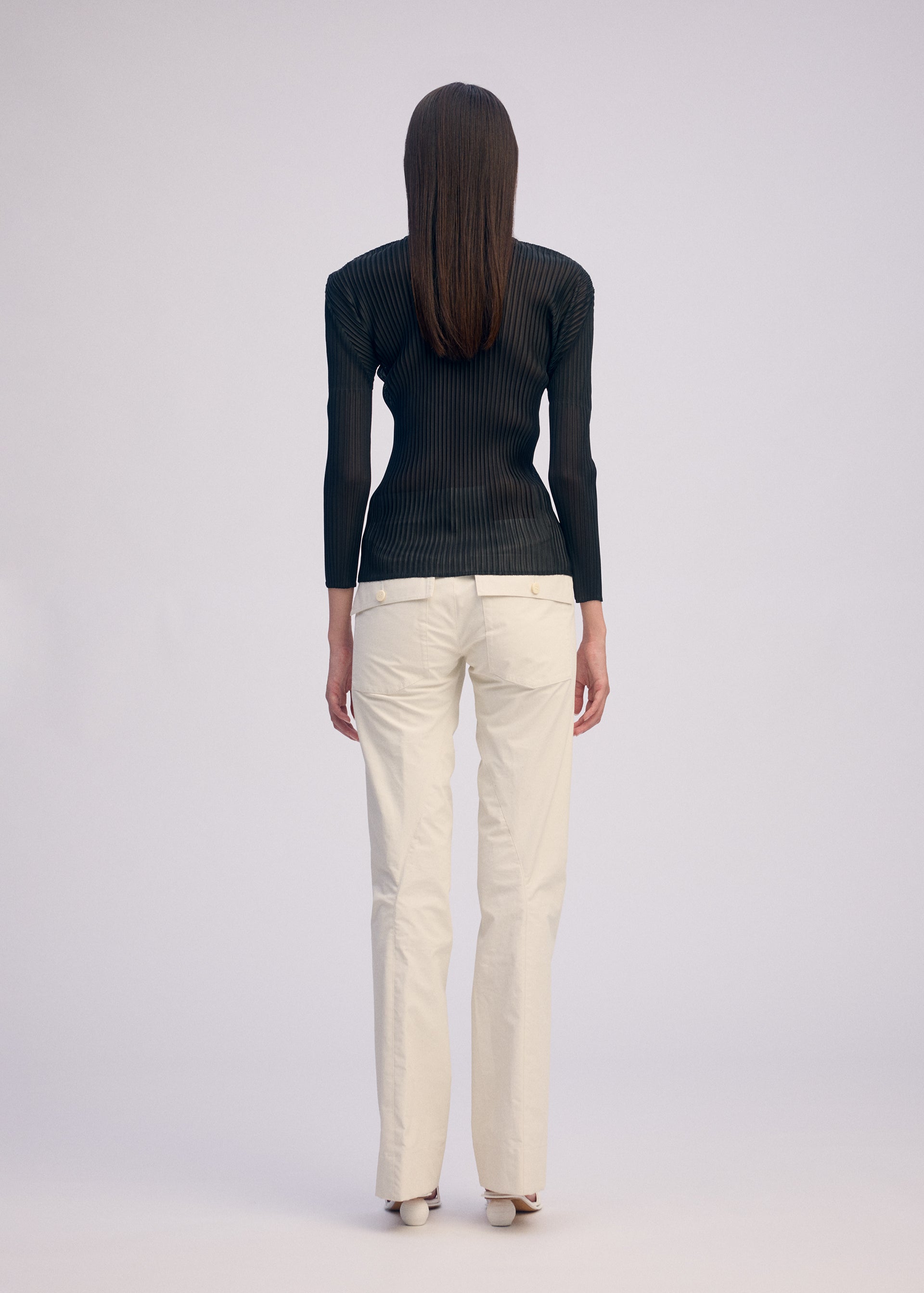 SHEER SCARF PLEATS Top Black – ISSEY MIYAKE EU