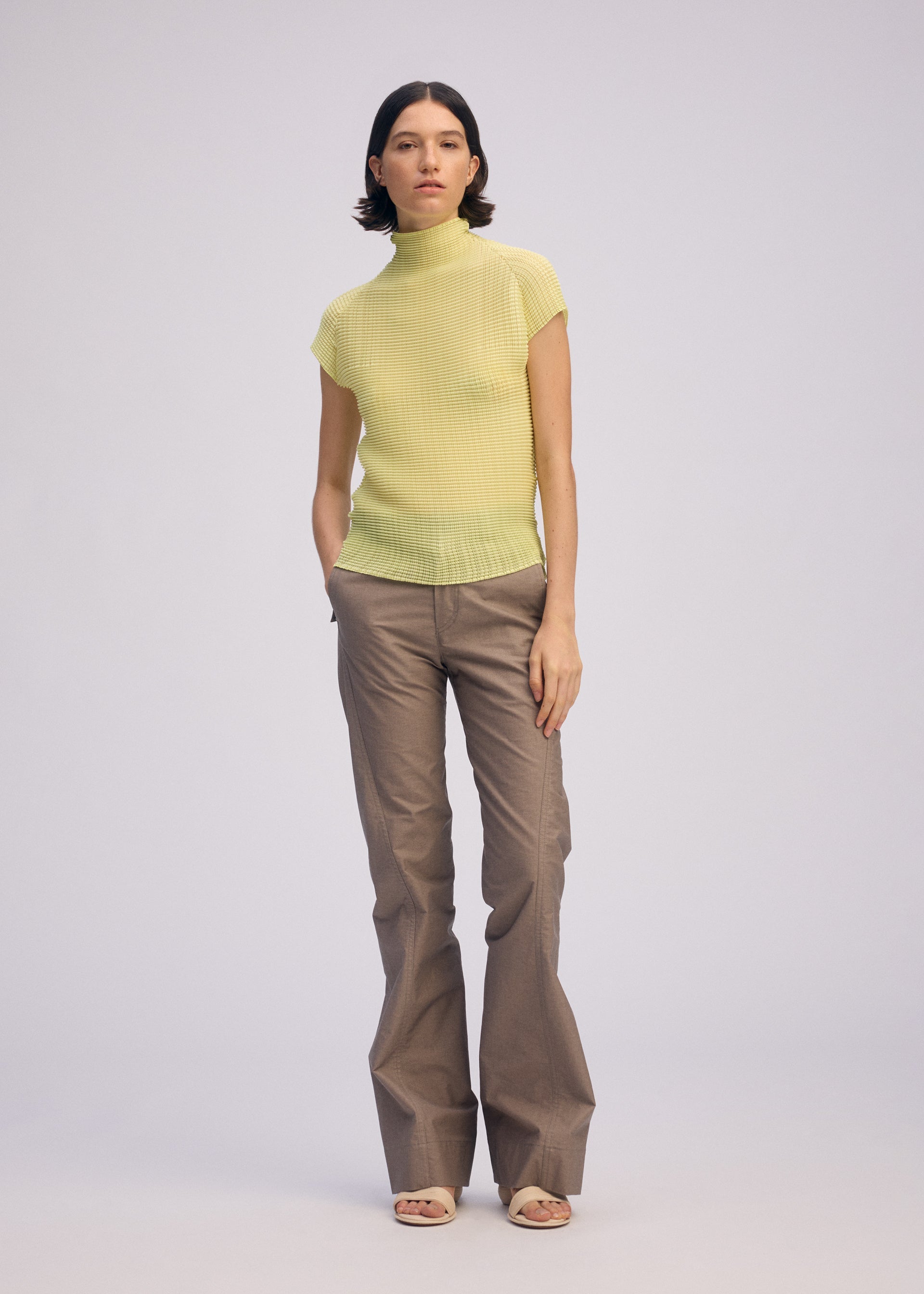 WOOLY PLEATS-66 Top Greige – ISSEY MIYAKE EU