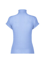 A detail shot of the ISSEY MIYAKE WOOLY PLEATS 66 prêt à porter.