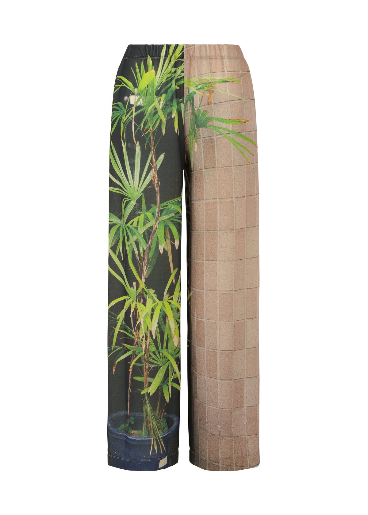 A product shot of the Issey Miyake URBAN JUNGLE JERSEY pants in .