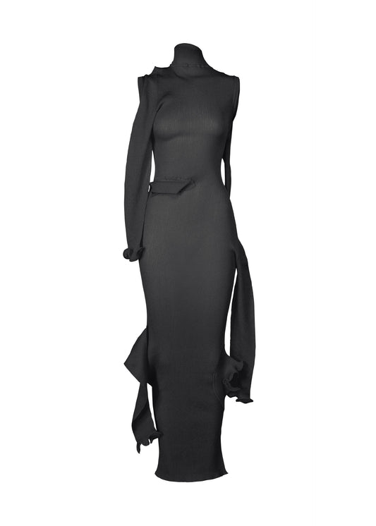 A product shot of the ISSEY MIYAKE ADVENTITIOUS?SLEEVES dress in grey (14), recurring_style, restock.