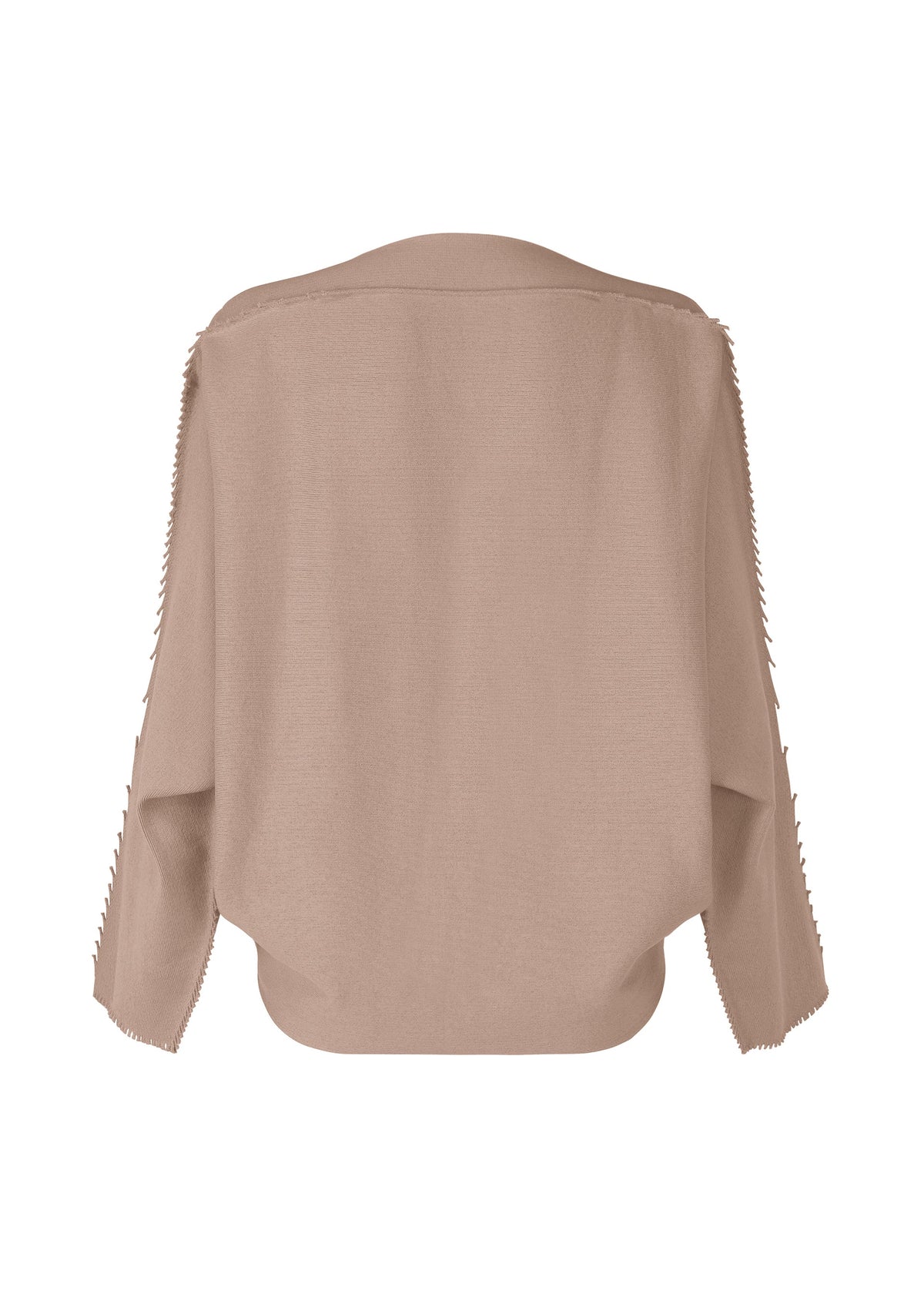 A detail shot of the ISSEY MIYAKE CAMPAGNE prêt à porter.