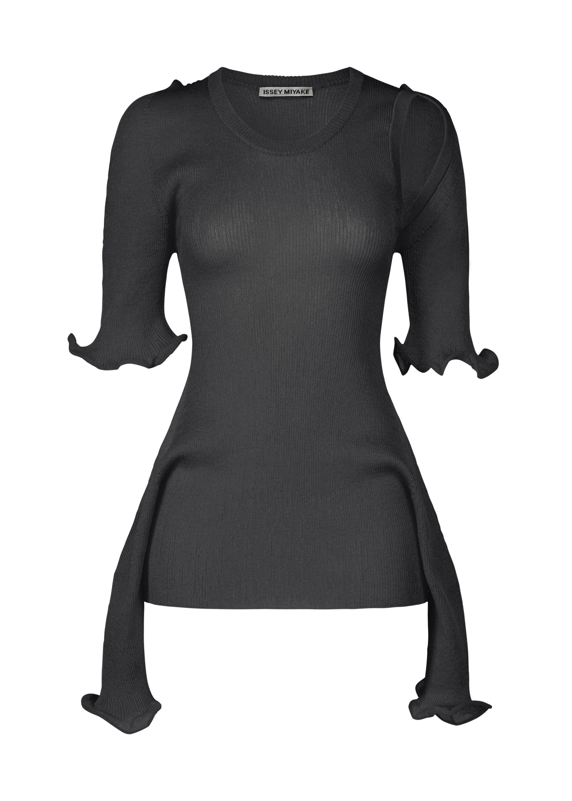A product shot of the ISSEY MIYAKE ADVENTITIOUS?SLEEVES top in grey (14), recurring_style.