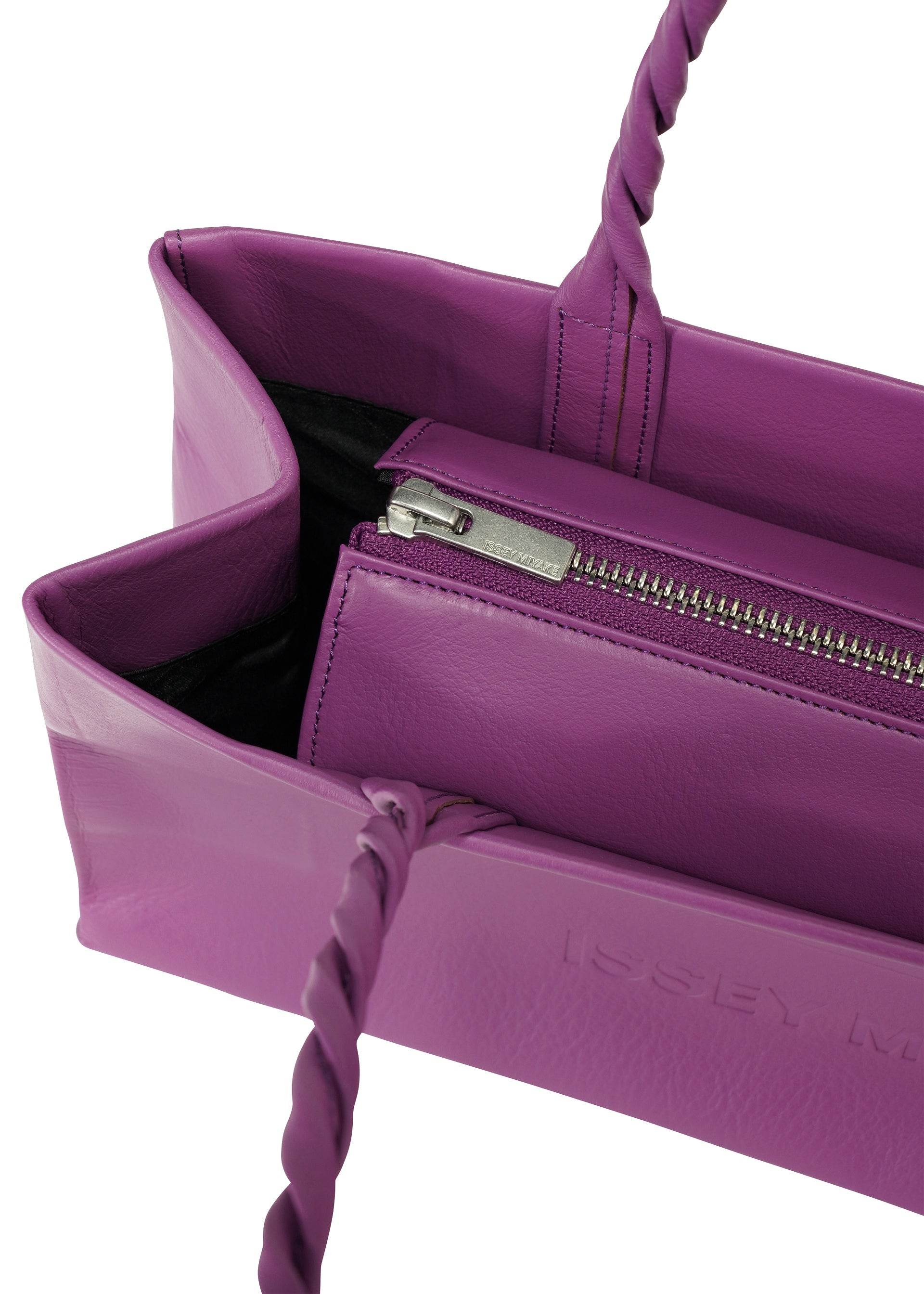 PAPER BAG LEATHER Bag Black – ISSEY MIYAKE EU