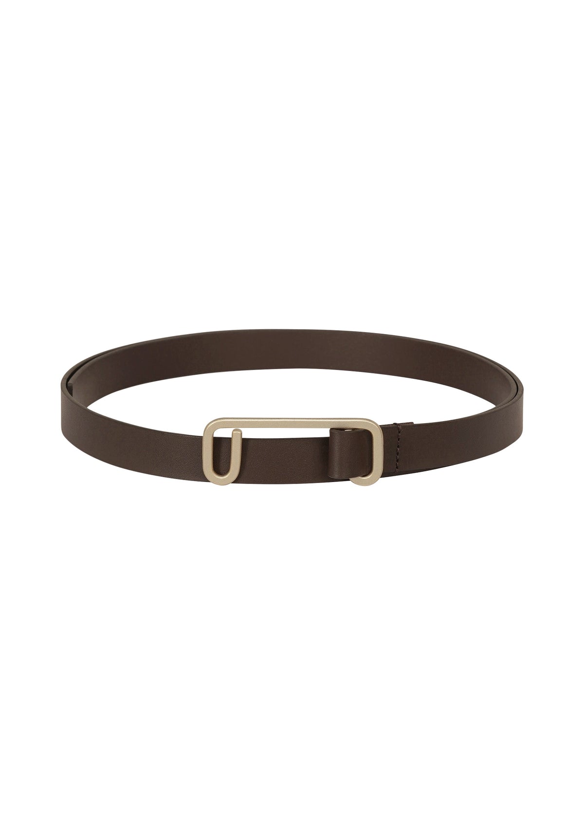 A product shot of the ISSEY MIYAKE SOLID LEATHER BELT belt in dark brown.