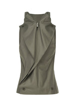 A detail shot of the ISSEY MIYAKE SHELL shirt.