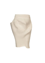 A product shot of the ISSEY MIYAKE FOUND STONE skirt in off-white.