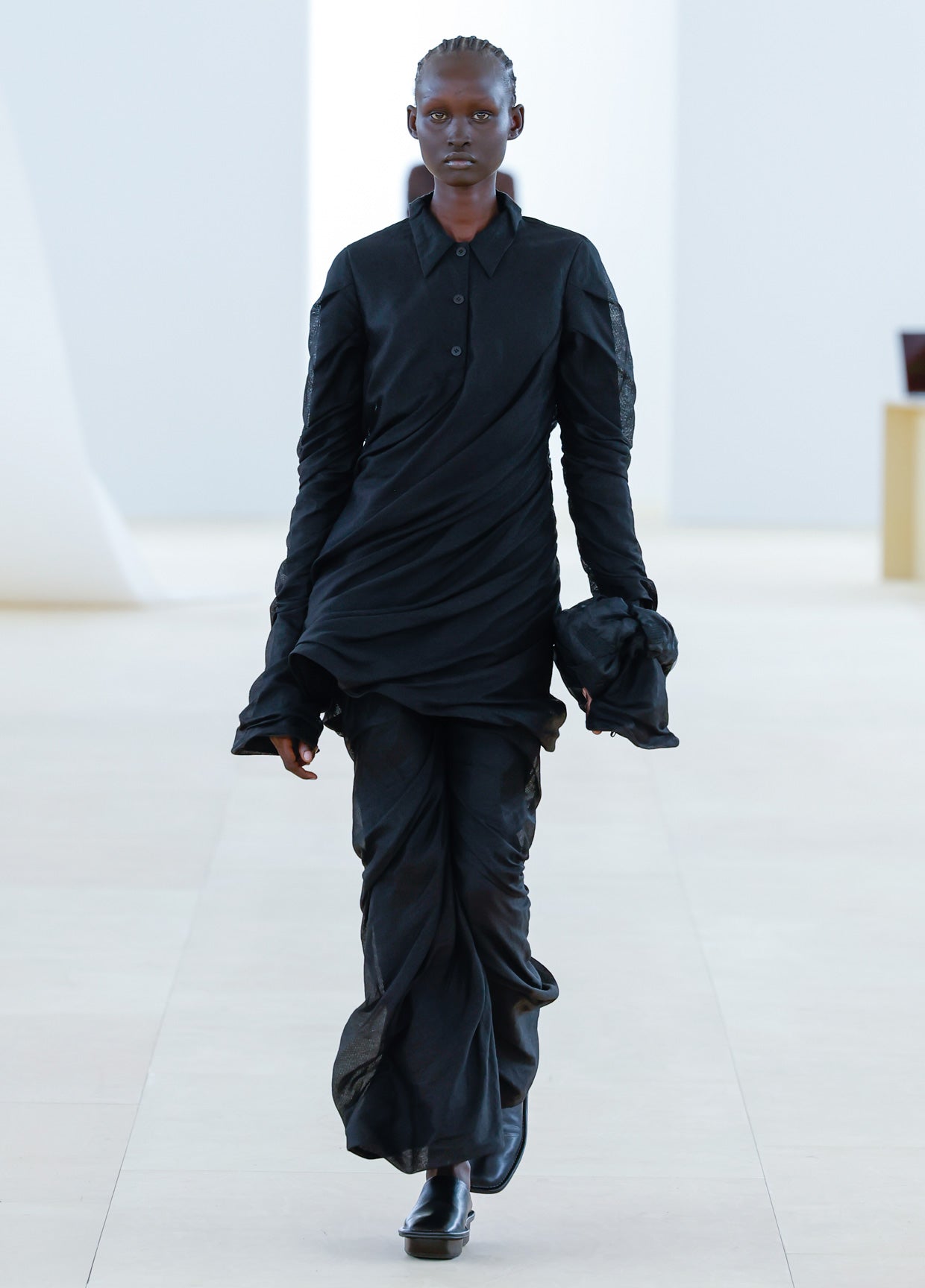 me by ISSEY MIYAKE 2024 SS ノースリーブ 未使用 ISSEY MIYAKE COLLECTIONS SPRING SUMMER 2024 – ISSEY MIYAKE EU